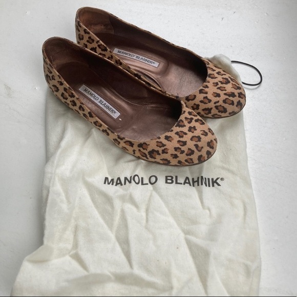 Authentic Manolo Blahnik flats with dust bag - Picture 2 of 6